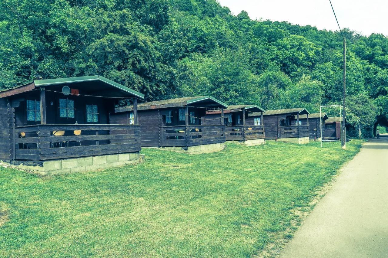 Lodge Chatky-bitov 399 Bitov